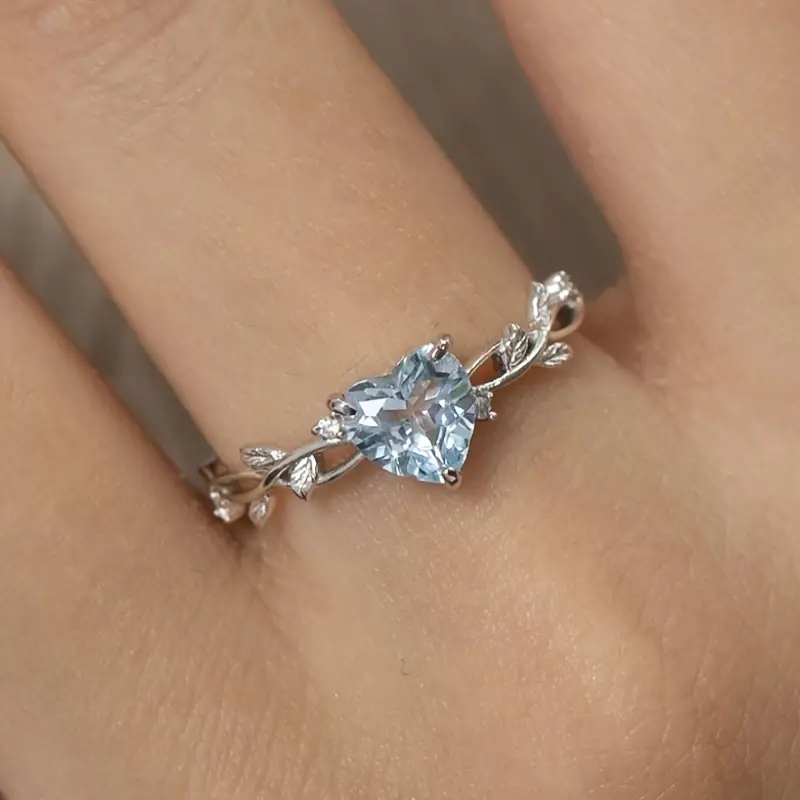 Elegant Blue Zirconia Heart-Shaped Leaf Ring