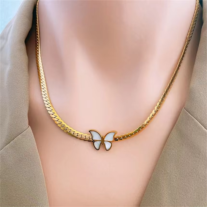 Stainless Steel New Fashion Upscale Jewelry Seashells Butterfly Charms Chain Choker Necklaces